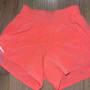 Sunset Lululemon Hotty Hots shorts size 2